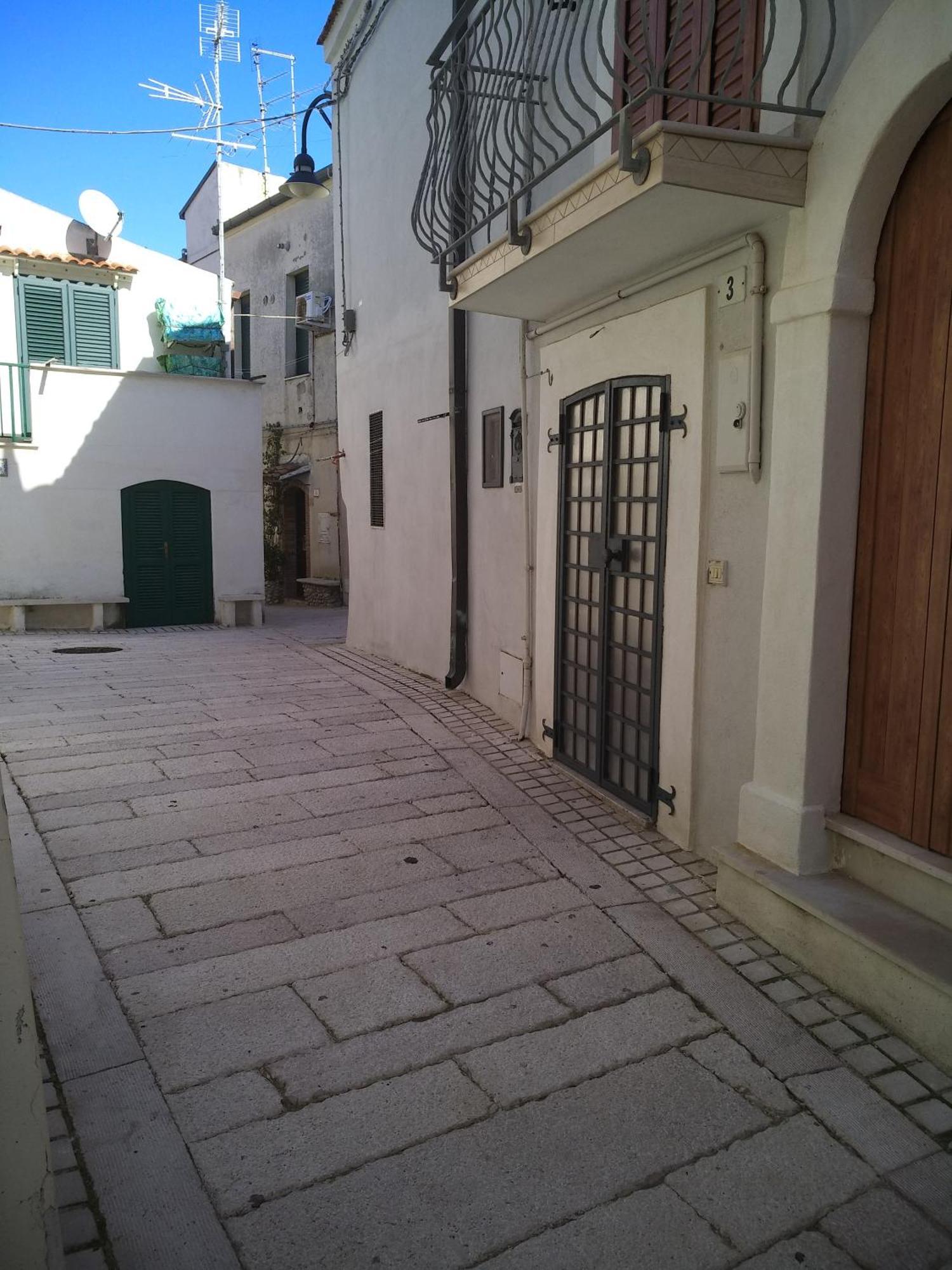 La Casetta Nel Borgo Termoli Exterior foto